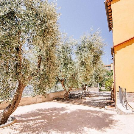 Holiday Home Il Borgo Degli Agrumi Uzzano Екстер'єр фото