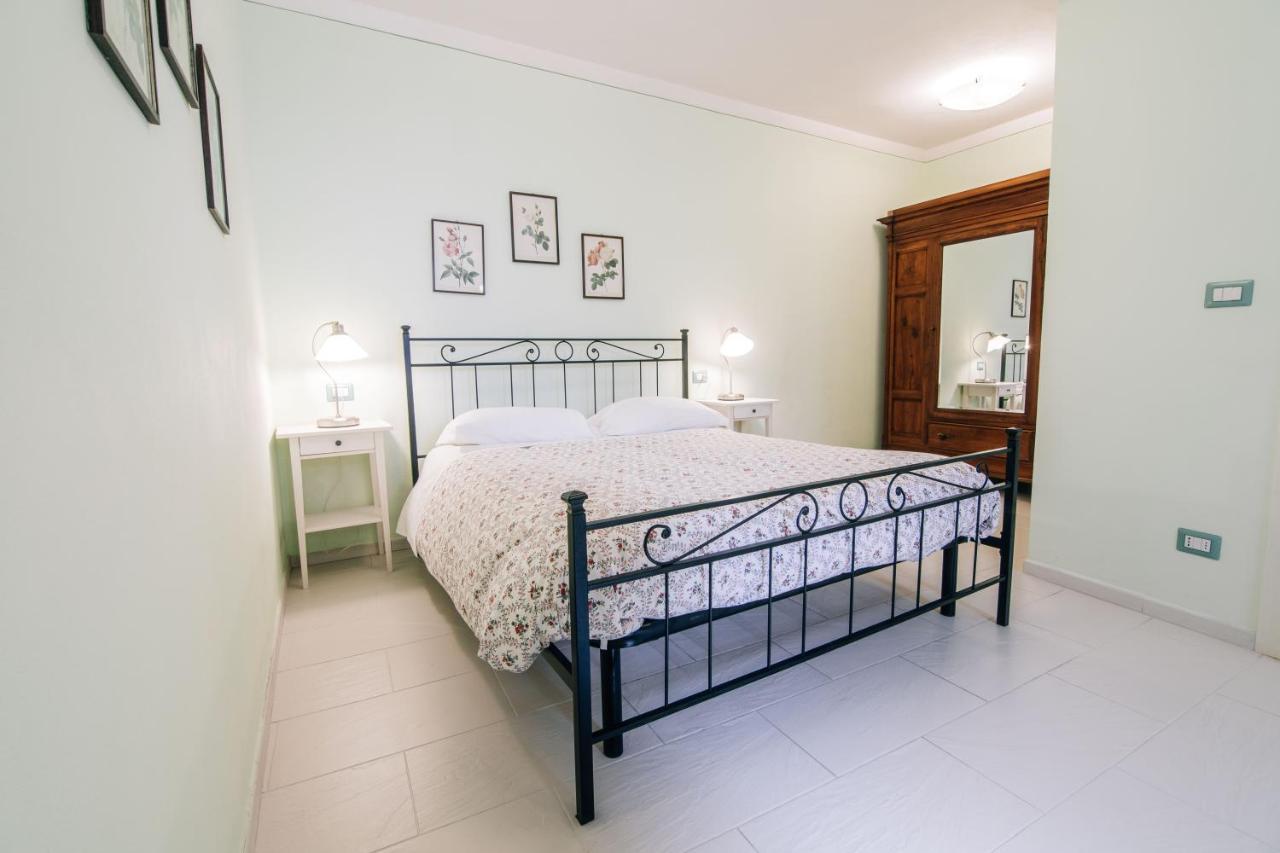 Holiday Home Il Borgo Degli Agrumi Uzzano Екстер'єр фото